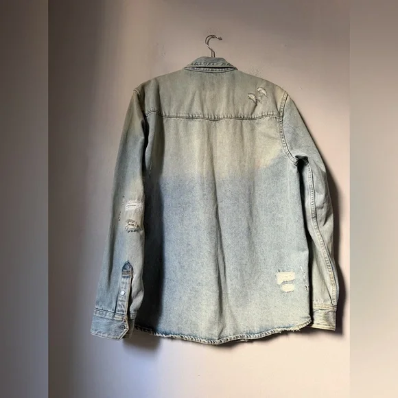 Zara men's light blue distressed denim western-style overshirt size Large - Picture 3 of 4